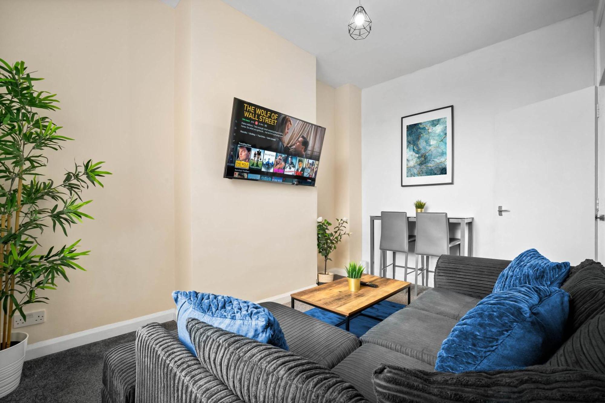 Two Bedroom Apartment - Single Beds - Accommodates 3 - Street Parking - Top Rated -Wbb بروميتش الغربية المظهر الخارجي الصورة